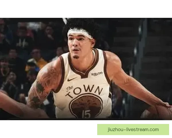 桑托斯近三场场均近25分命中率超六成 科尔盛赞弟子进步显著 桑托斯近三场场均近25分命中率超六成 科尔盛赞弟子进步显著
